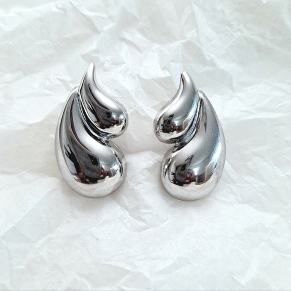 💖 2/$30 Teardrop silver earrings 18K Titanium steel boho punk‎ grunge emo - Picture 10 of 13